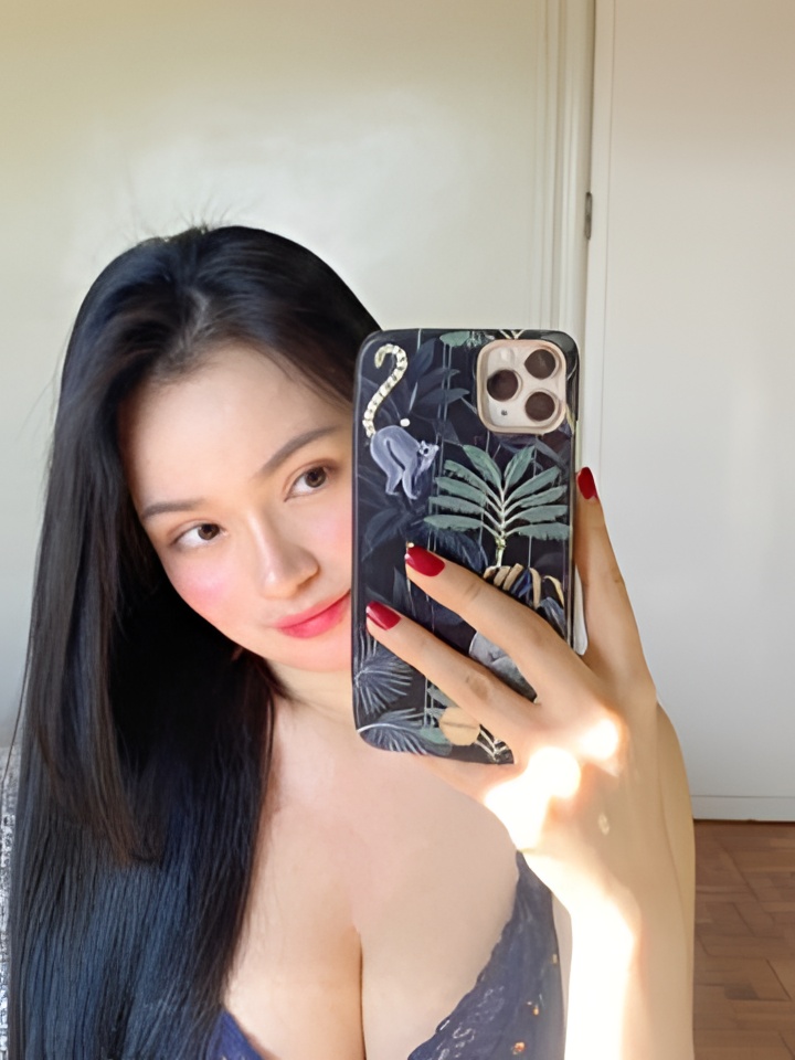 Анечка привлекальеная девушка из Гомеля цена от 3000 руб