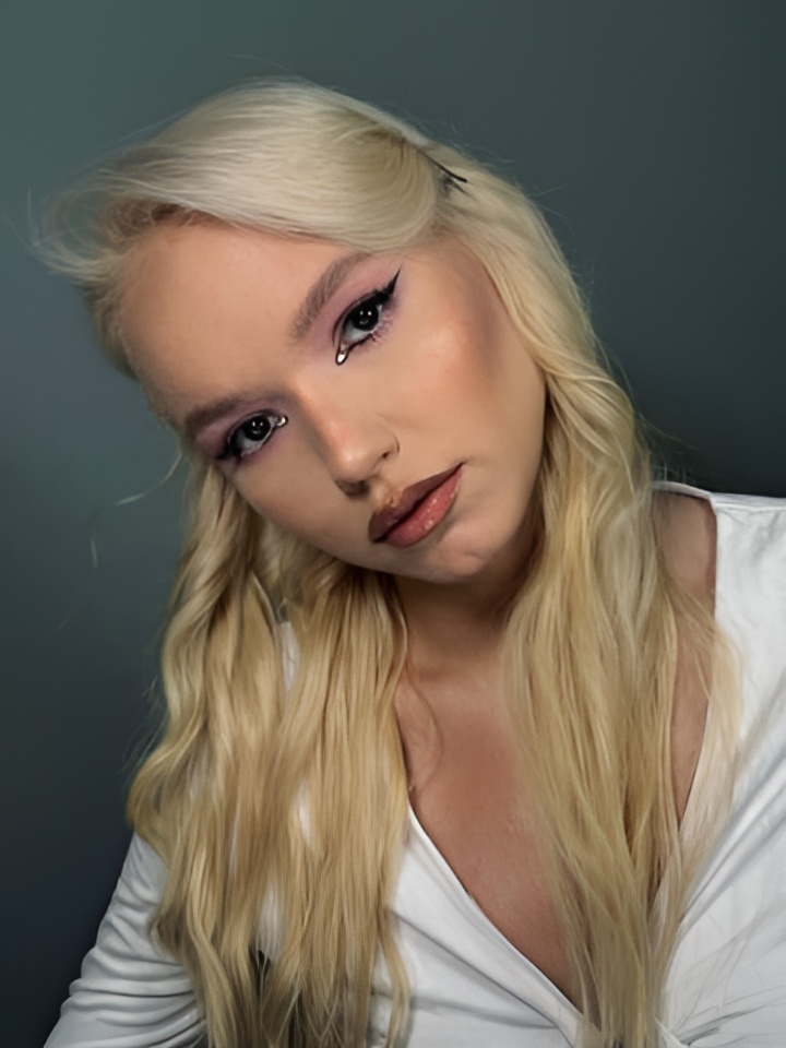 Индивидуалка Рада, доступна для личного знакомства от 4000 руб