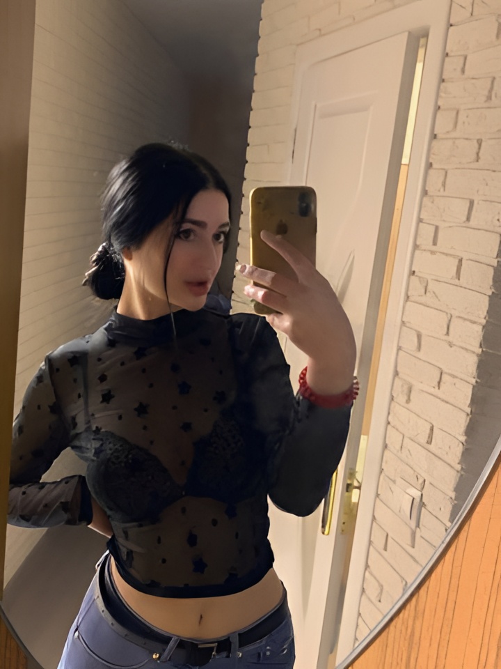 Жасмин привлекальеная девушка из Гомеля цена от 2000 руб