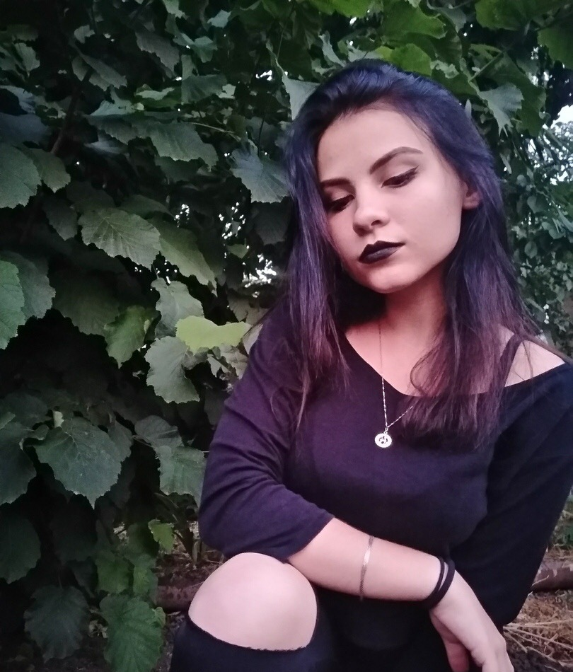 Эльвира привлекальеная девушка из Гомеля цена от 3000 руб