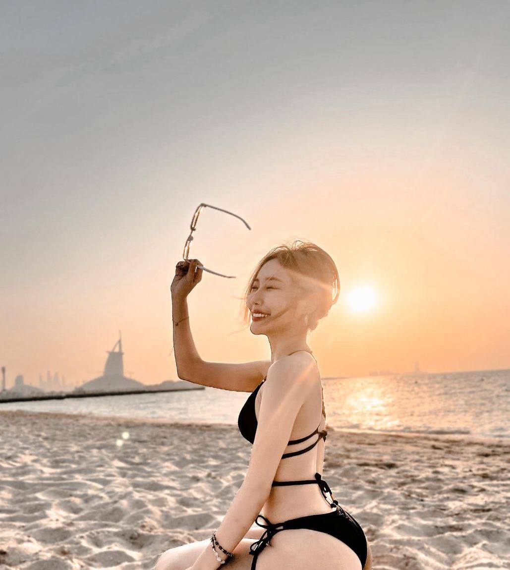 Марина привлекальеная девушка из Гомеля цена от 3000 руб