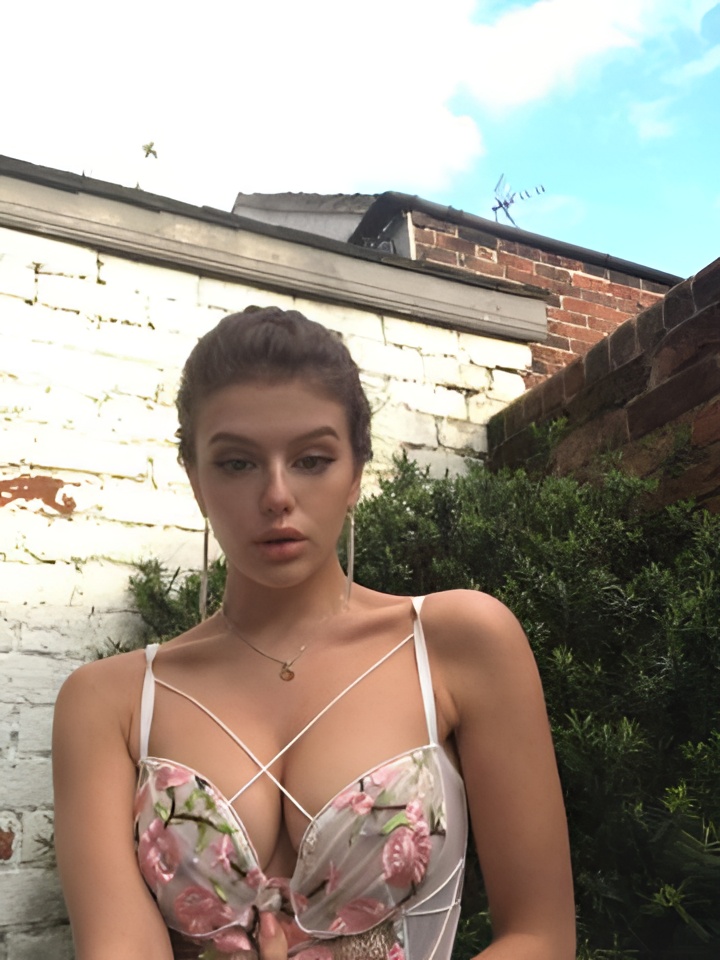 Индивидуалка Владислава, доступна для личного знакомства от 2500 руб