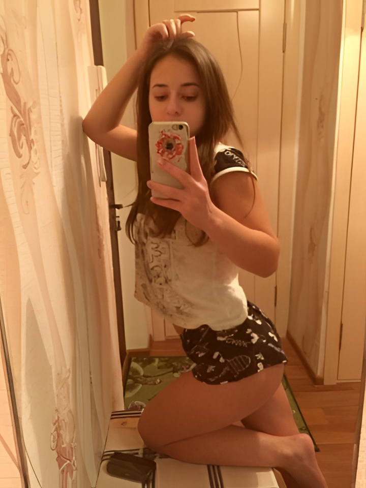 Индивидуалка Юна, доступна для личного знакомства от 4000 руб