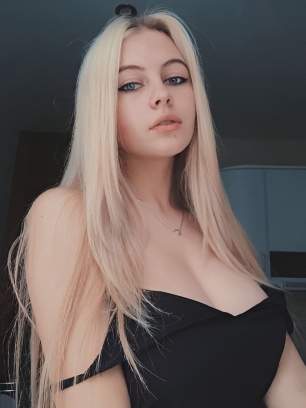 Далия привлекательная девушка из Гомеля цена от 1500 руб