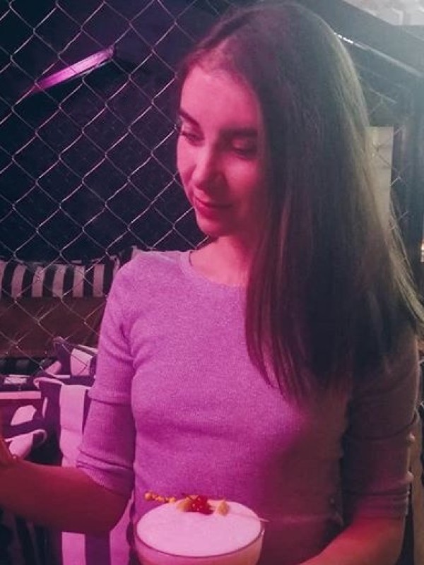 Яна привлекательная девушка из Гомеля цена от 3000 руб