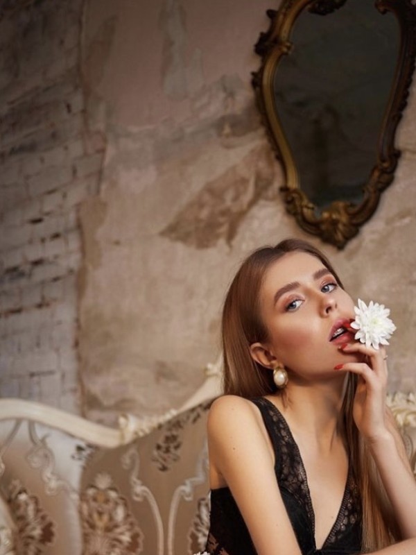 🎥 Ольга привлекательная девушка из Гомеля цена от 3500 руб