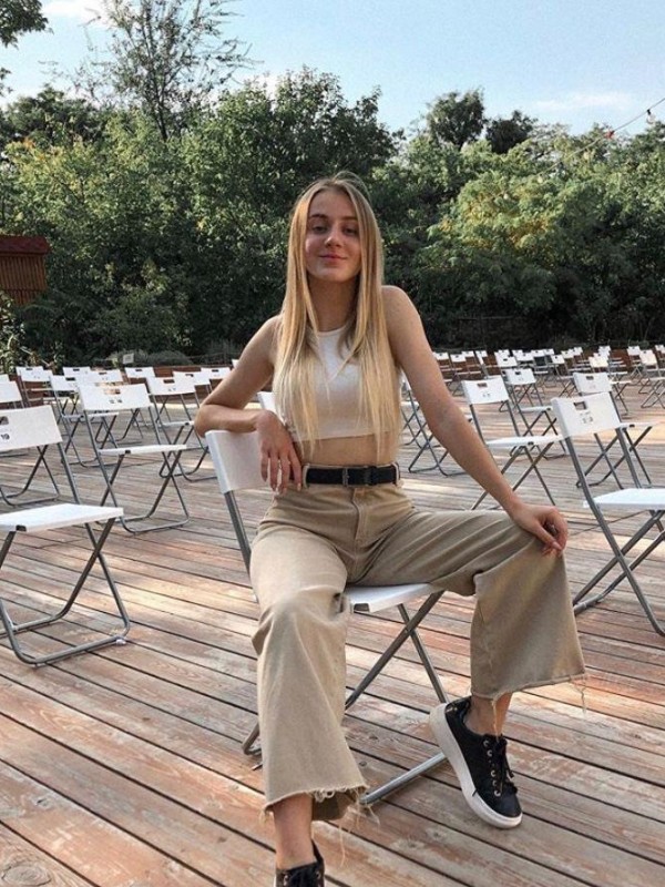 🎥 ДАРЬЯ привлекательная девушка из Гомеля цена от 5000 руб